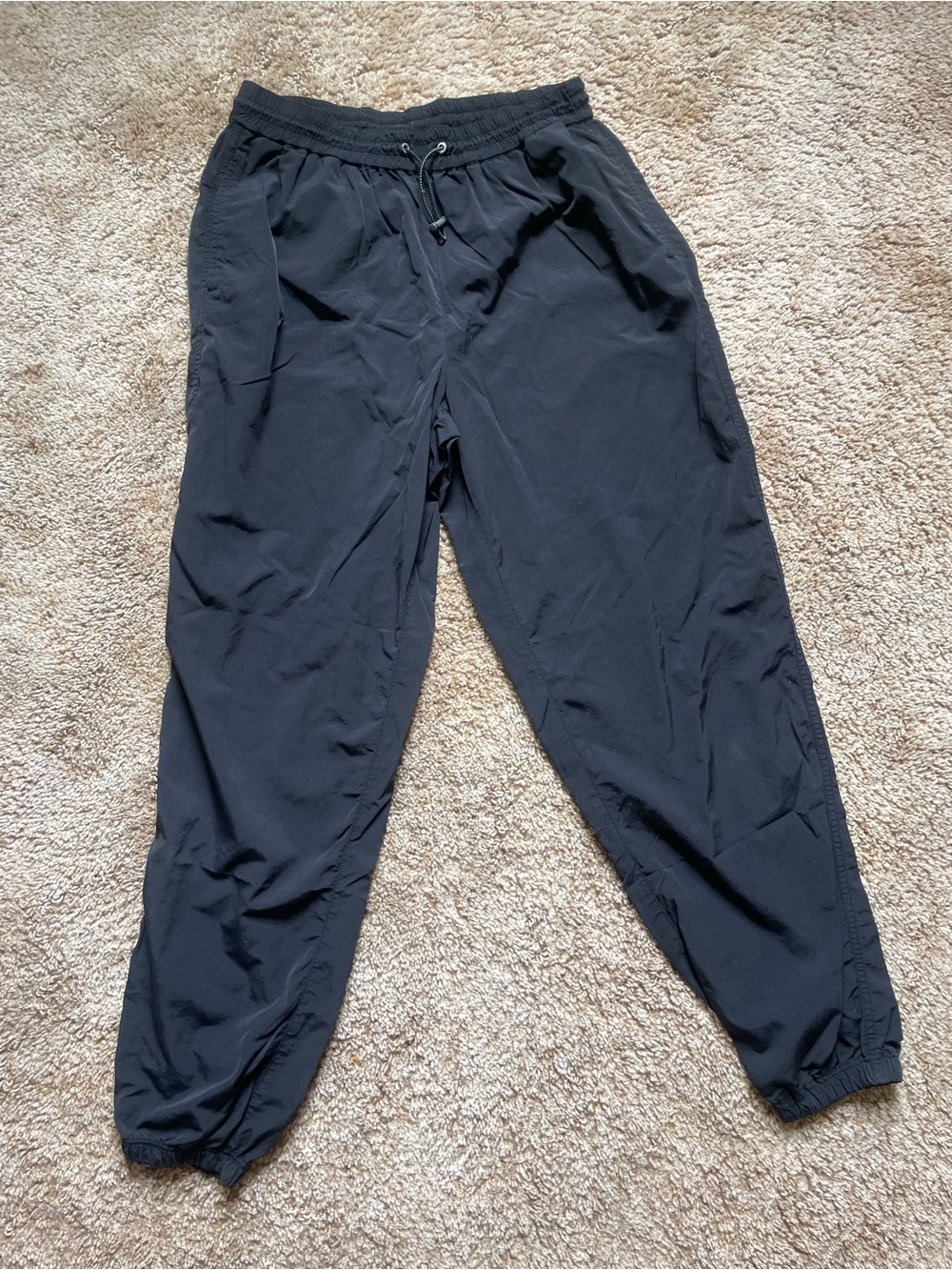 Roots Jogger Women’s Size Medium Black Fast Dry Sporty Athletic Hiking Running